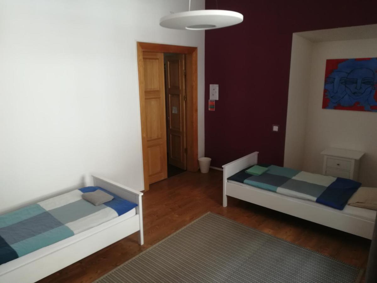 25 Hours Hostel VNO Eksteriør bilde