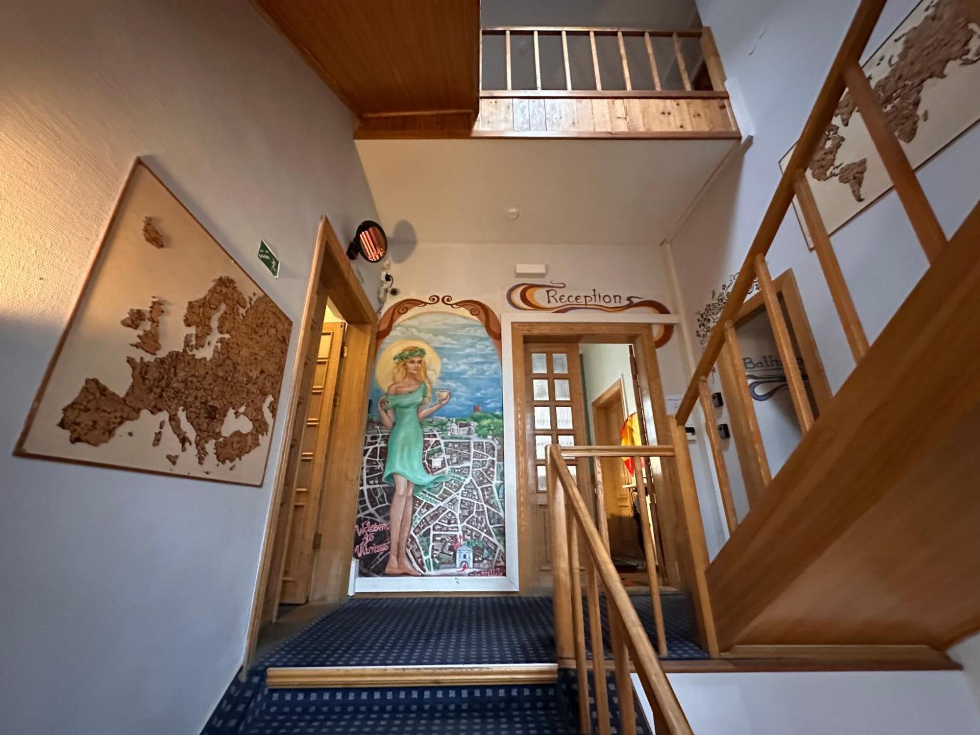 25 Hours Hostel VNO Eksteriør bilde
